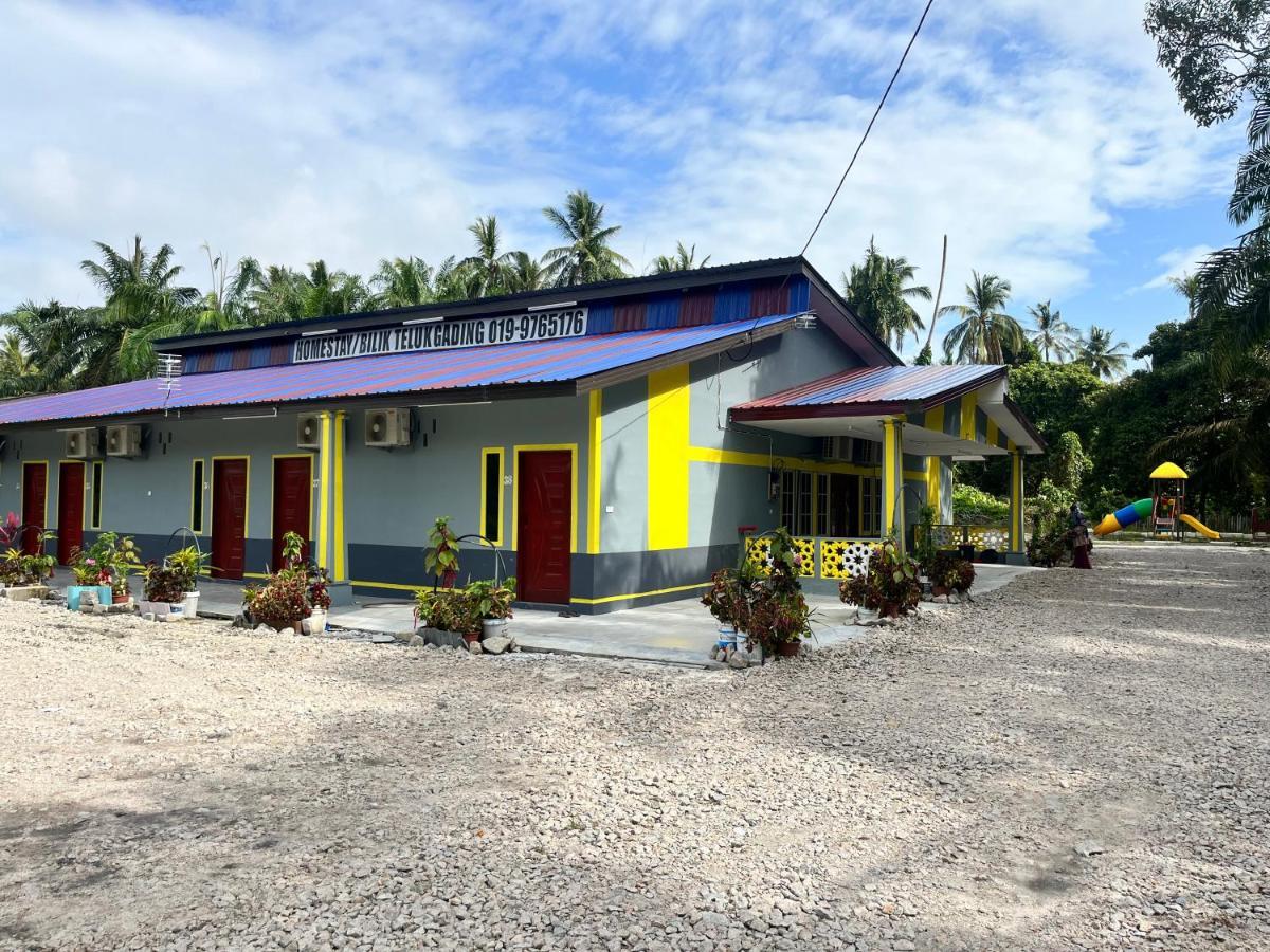 Homestay/Bilik Teluk Gading Kuala Rompin Ngoại thất bức ảnh